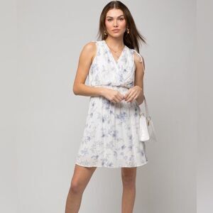 Gilli White and Blue Floral Mini Dress